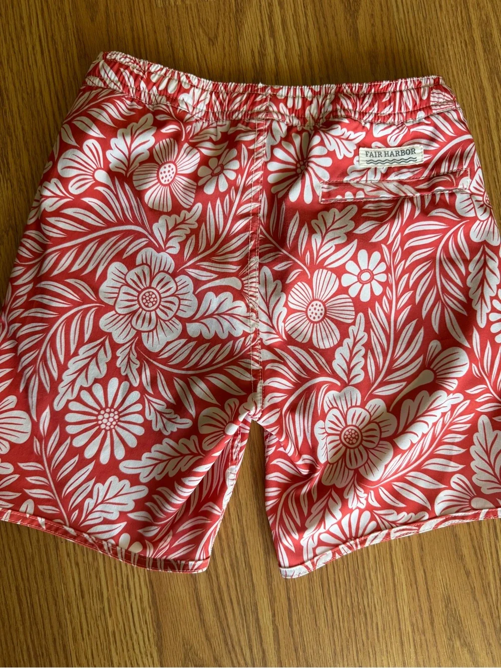 🟢3/$15 🌺 Fair Harbor Boys Size S Soft Floral Swim Shorts | Red White Hawaiian Pr
